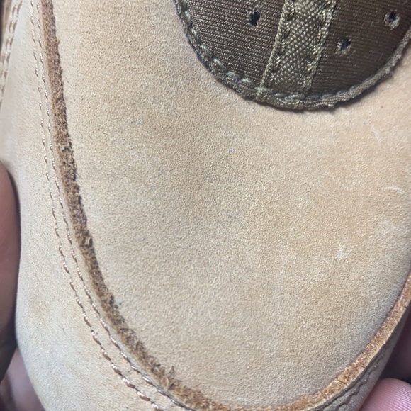 Limited Edition Nike Air Huarache LE Praline/Umber-Vine-Black Sneakers 8.5M - Picture 10 of 12